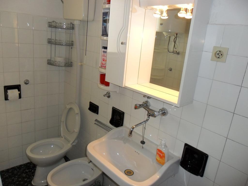 Vile Park Apartments Porec Bagian luar foto