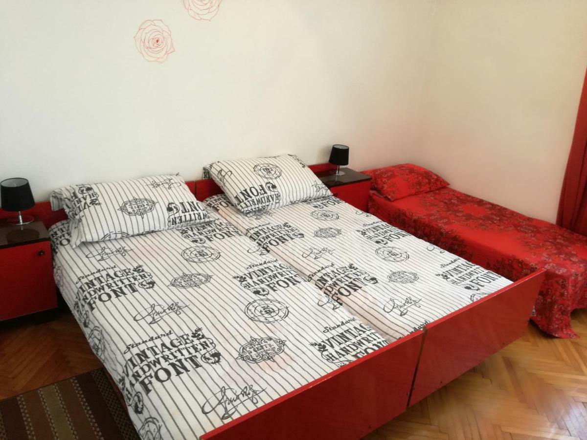 Vile Park Apartments Porec Bagian luar foto