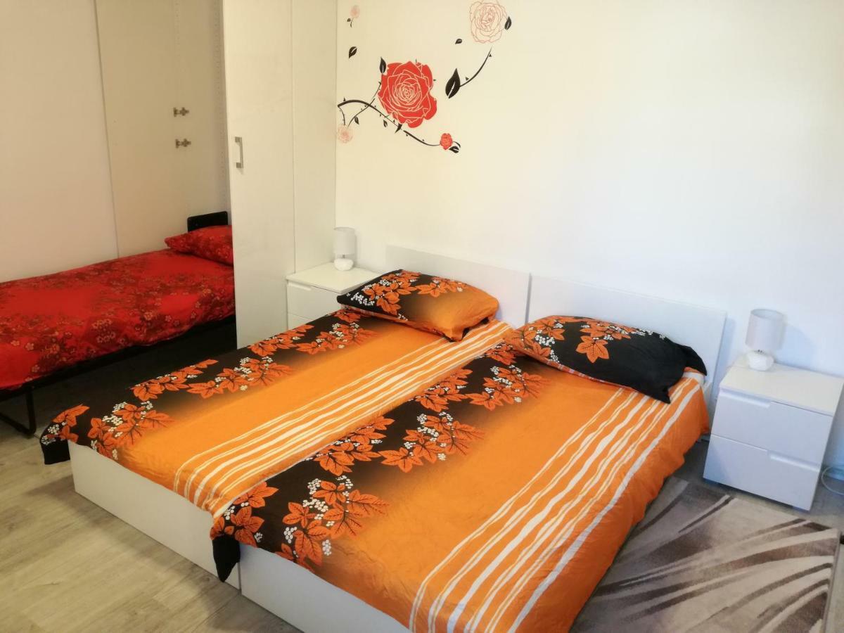Vile Park Apartments Porec Bagian luar foto