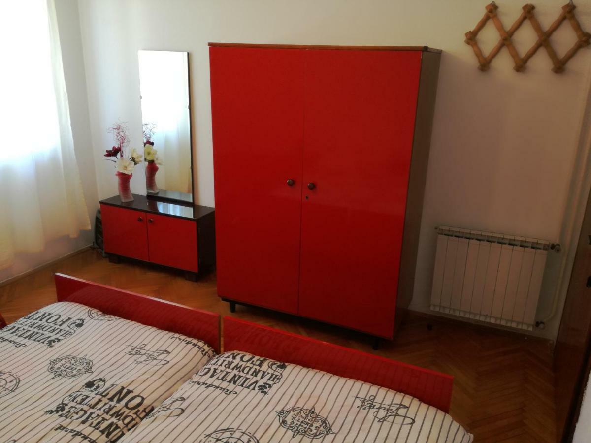Vile Park Apartments Porec Bagian luar foto