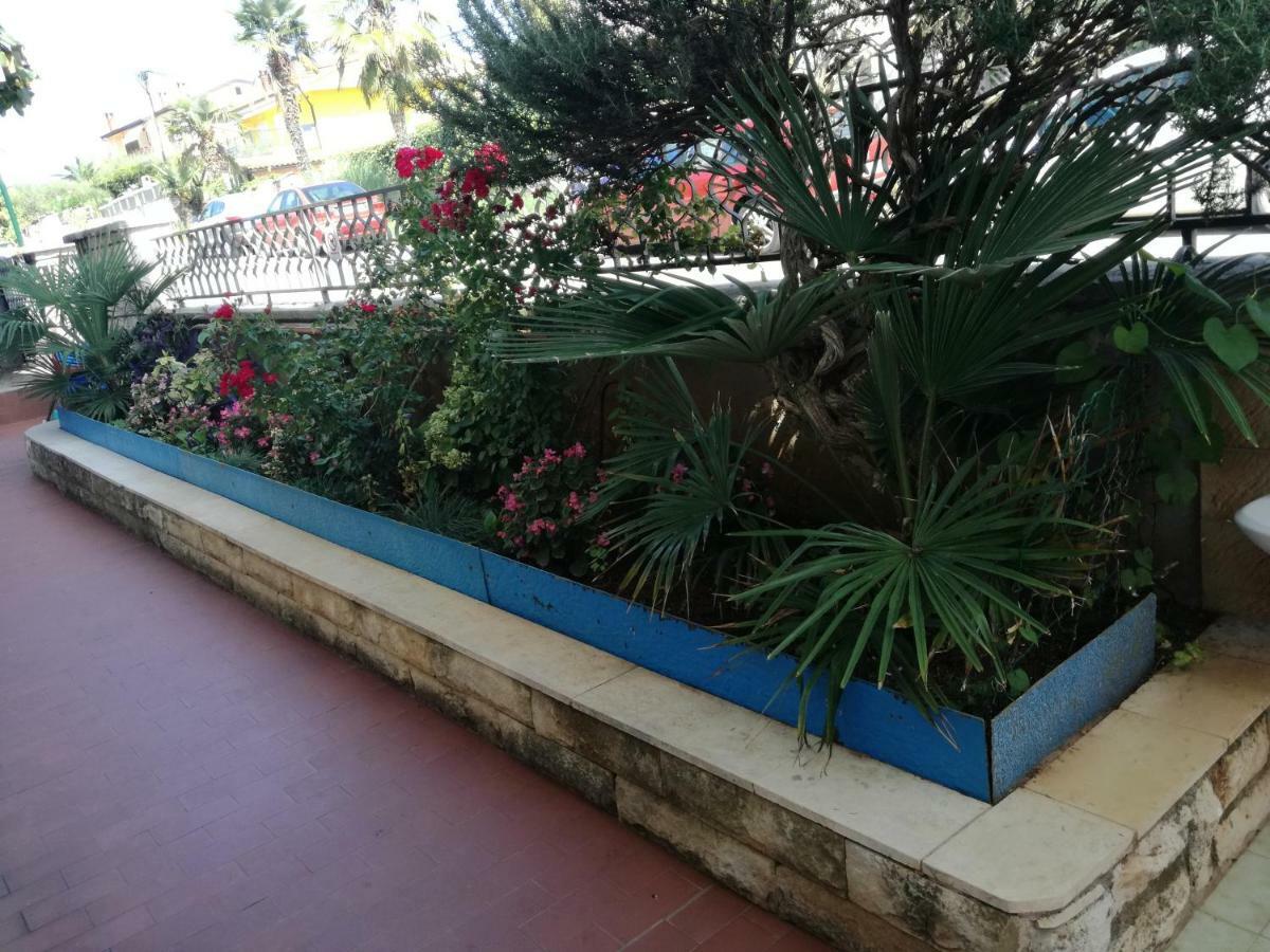Vile Park Apartments Porec Bagian luar foto